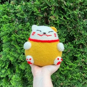 Crochet Chubby Lucky Cat